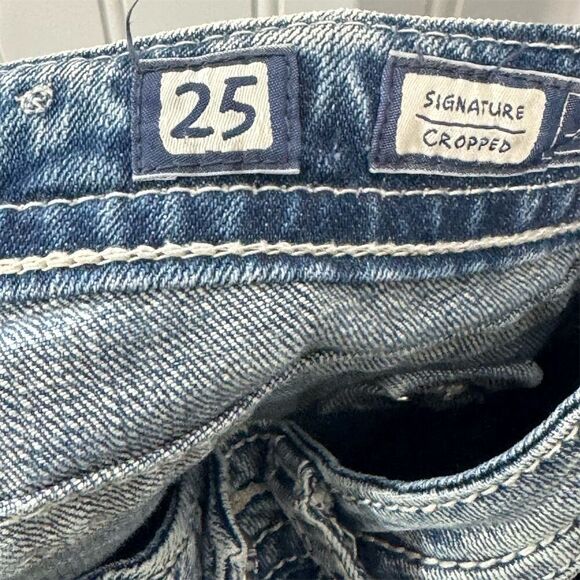 Miss Me Signature Cropped Jeans 25 Light Wash Bling Pocket JE8131C Inseam 23 - Picture 7 of 8